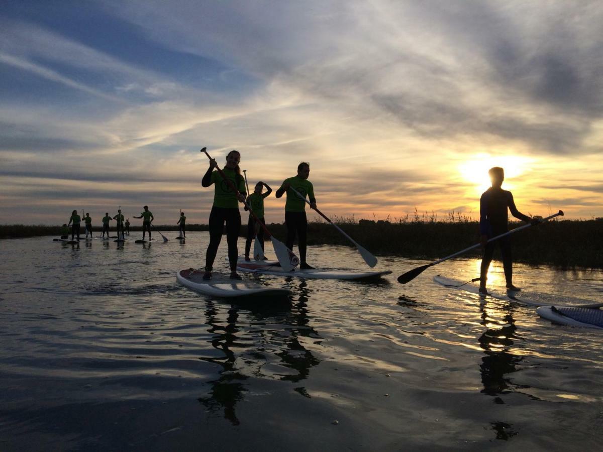 Furadouro Surf Camp Villa โอวาร์ ภายนอก รูปภาพ